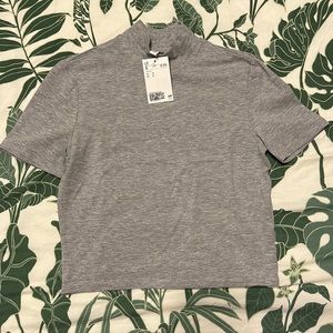 Brand New H&M Grey Crop/Turtle Neck Size Small